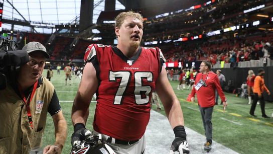 Reports: Falcons RT McGary avoids serious knee injury (NFL)