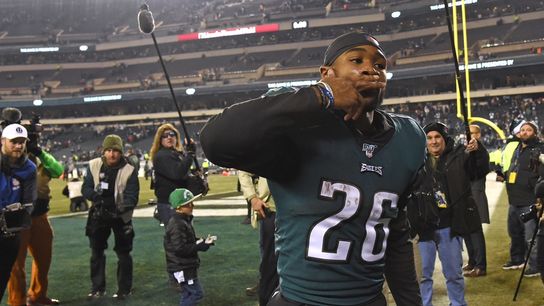 Report: Eagles RB Sanders (hamstring) out vs. Washington (NFL)