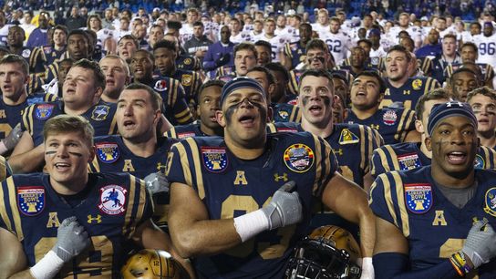 Navy introduces new QB in national TV date with BYU (College Football)