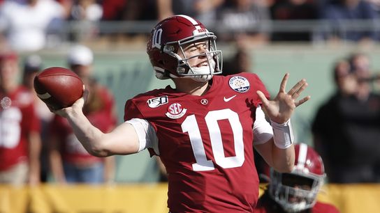 Jones officially named Alabama starting QB (College Football)