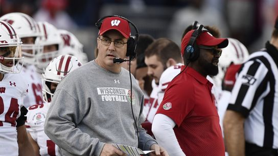 No. 13 Wisconsin believes game at Michigan will be played (College Football)