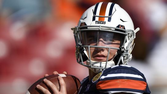 Experienced Nix to lead No. 8 Auburn vs. No. 23 Kentucky (College Football)
