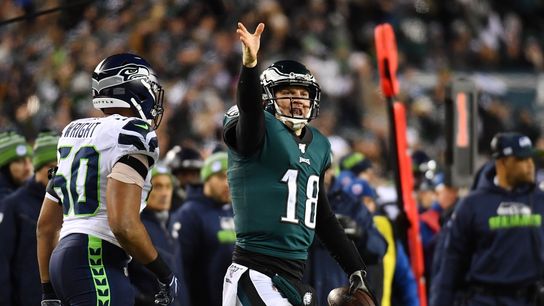 Eagles make McCown oldest practice-squad player ever (NFL)