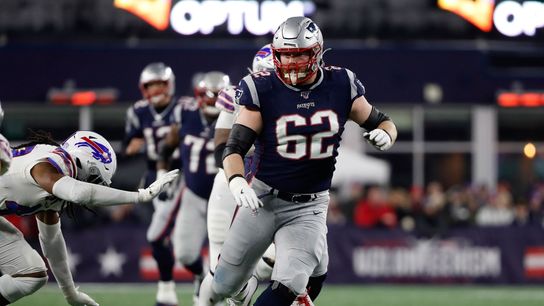 Chiefs sign OG Joe Thuney, reel in Kyle Long out of retirement (NFL)