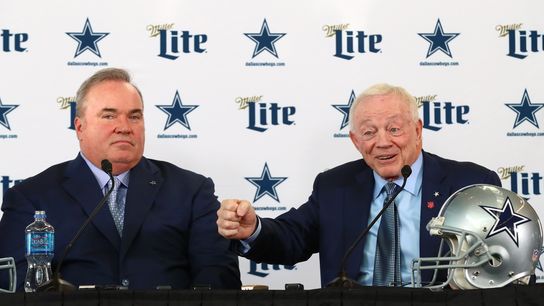 Jerry Jones: Mike McCarthy was not 'twisting in the wind' (NFL)