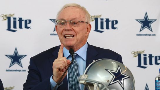 Jones: Broncos' QB situation not worse than what Cowboys faced (NFL)
