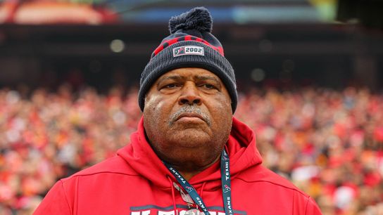 Texans return to practice after COVID cleanup (NFL)
