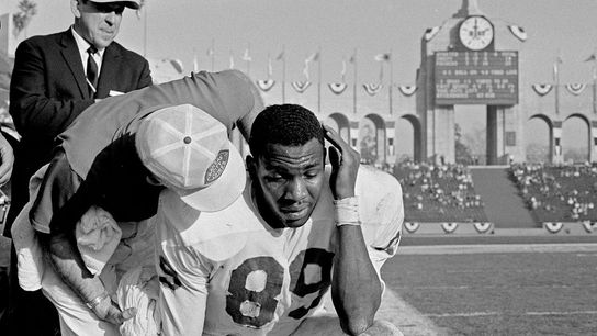 Chiefs legend Otis Taylor dies at 80 (NFL)