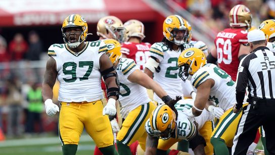 Report: Packers sign NT Clark to $70M extension (NFL)