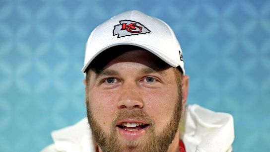 Former Chiefs, Browns T Mitchell Schwartz retires at 33 (NFL)