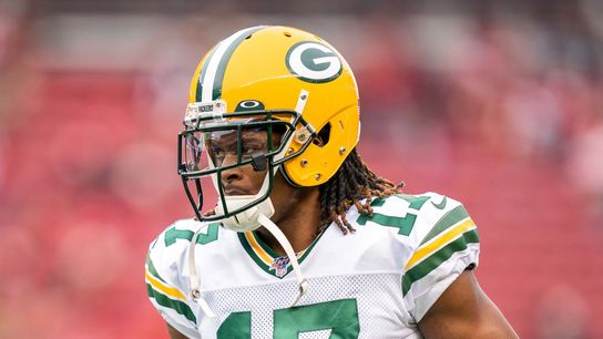 Report: Packers won't make call on WR Adams until just before kickoff (NFL)