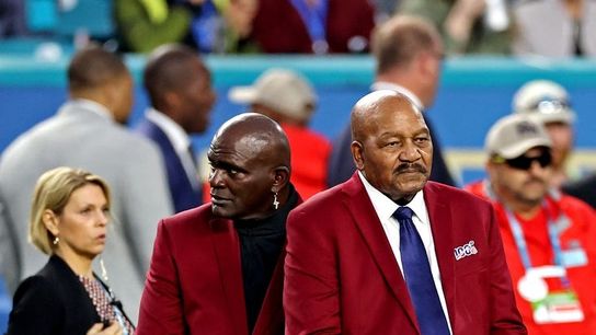 Browns legendary running back Jim Brown dies at 87 (NFL)