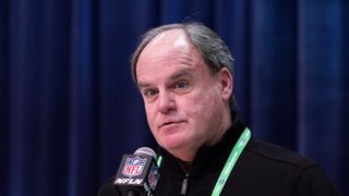 Steelers sign GM Kevin Colbert to 1-year extension (NFL)