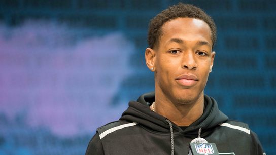 Vikings CB Dantzler suffers neck injury (NFL)