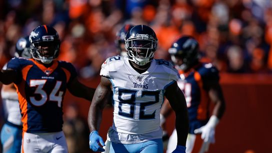Report: TE Delanie Walker hopes to return in 2021 (NFL)