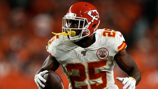 RB McCoy reaches one-year deal with Bucs (NFL)