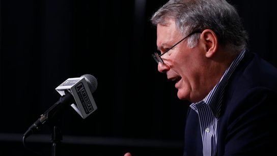 AAC commissioner Mike Aresco announces retirement (College Football)