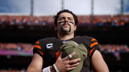 Mayfield changes mind, will stand for anthem (NFL)