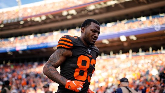 Washington signs TE Ricky Seals-Jones (NFL)