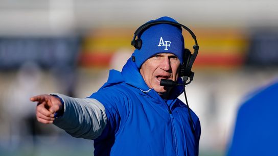 Revamped Air Force crushes Navy, 40-7 (College Football)
