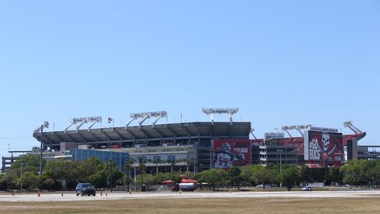 Brady, Bucs won't play before home fans to start season (NFL)