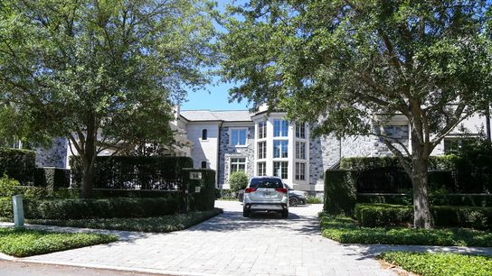 Tom Brady homeless? Derek Jeter sells Tampa mansion (NFL)