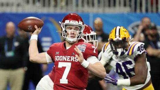 Freshman QB Rattler sets records in No. 5 Sooners' shutout (College Football)