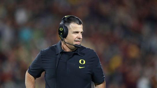 Oregon coach Cristobal receives six-year extension (College Football)