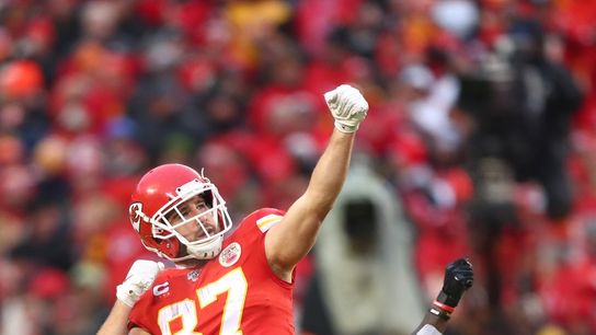 Chiefs' Travis Kelce, Tyreek Hill are an elite receiving duo (NFL)