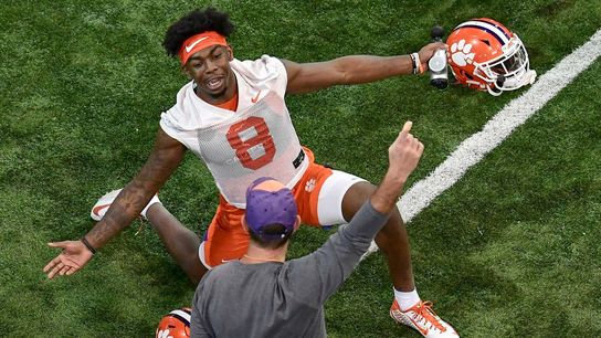 Clemson WR Justyn Ross (spine) cleared to play (College Football)
