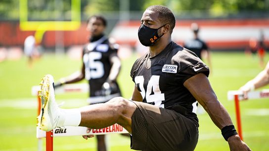 Reports: Browns RB Chubb evaluated for concussion (NFL)