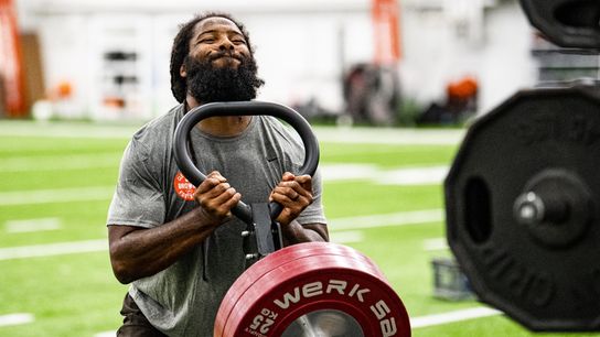 Browns release DE Adrian Clayborn (NFL)