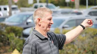 Former South Florida coach Jim Leavitt facing battery, theft charges (College Football)
