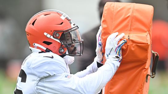 Browns sign LBs Montrel Meander, Willie Harvey (NFL)