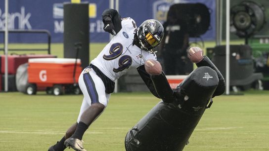 Reports: Matthew Judon, Jalen Mills reach deals with Patriots (NFL)