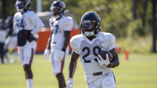 Bears, RB Cohen agree to 3-year extension (NFL)
