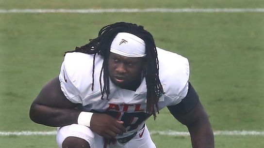 Report: Falcons fine DE McKinley after Twitter comments (NFL)