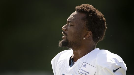 Titans promote WR with Davis, Brown banged up (NFL)