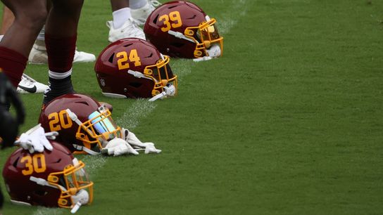 Snyder open to keeping Washington Football Team name (NFL)