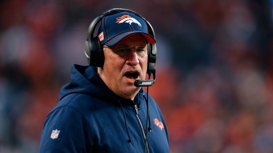 Broncos' Fangio defends not using TOs on Titans' final drive (NFL)