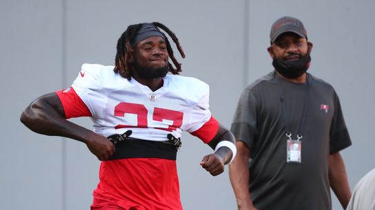 Arians says Jones still the starter in Bucs' backfield (NFL)