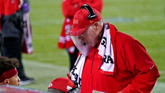NFL warns coaches to follow mask guidelines (NFL)