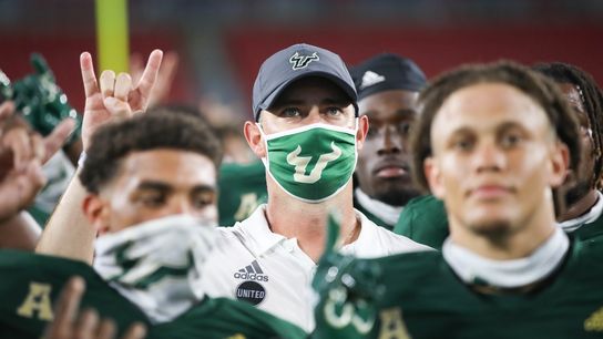 USF looks to spoil Taggart's Florida Atlantic debut (College Football)