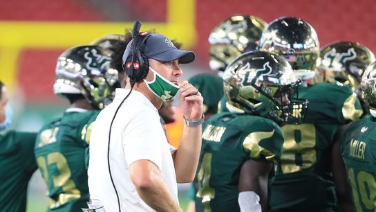 Temple holds on for 39-37 win over South Florida (College Football)