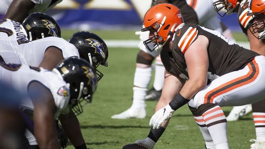 NFLPA president Tretter: NFL needs all grass surfaces (NFL)