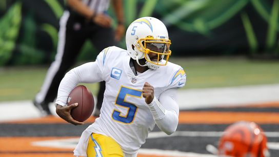 Report: Chargers QB Taylor out through Week 4 (NFL)