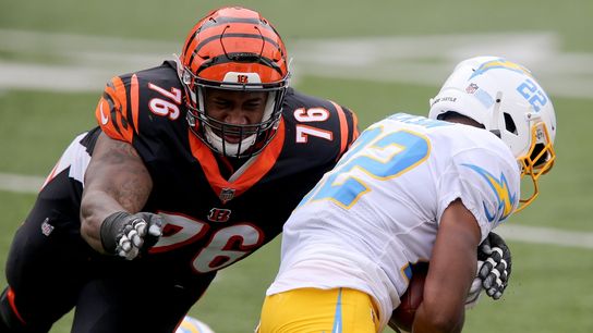 Bengals DT Mike Daniels among Super Bowl inactives (NFL)