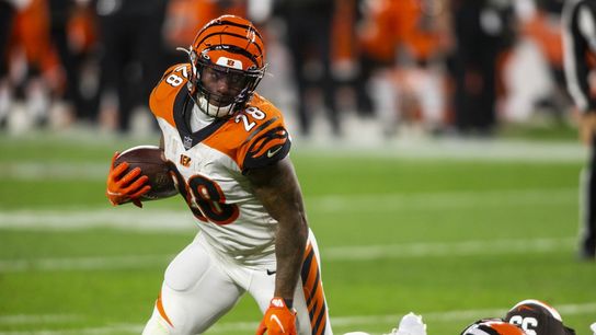 Bengals add RB Mixon (chest) to injury report (NFL)