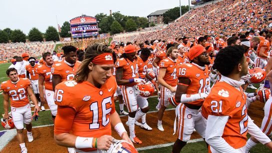 Ohio State rejoins Top 25 at No. 6, LSU falls to No. 20 (College Football)