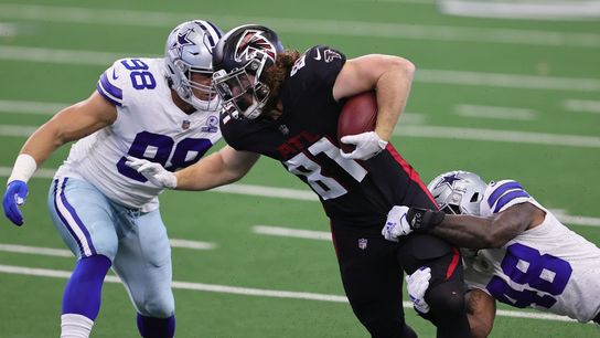 Cowboys place DL Crawford on COVID list (NFL)
